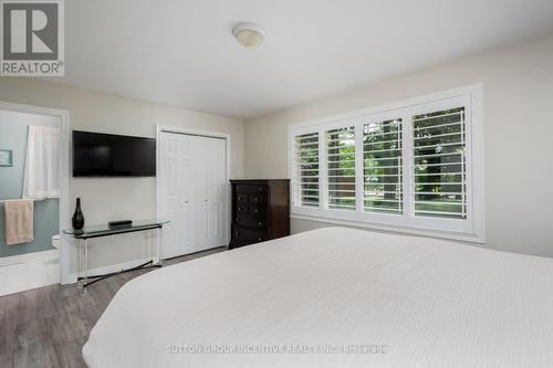 51 Knox Road W, Wasaga Beach, ON - Indoor Photo Showing Bedroom