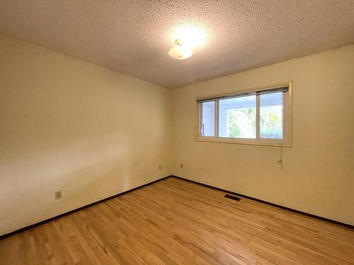 1015 Carbonate Street, Nelson, BC - Indoor Photo Showing Other Room