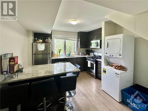 460 Nelson Street, Ottawa, ON - Indoor Photo Showing Kitchen