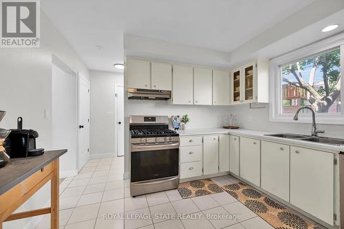 1024 Garth Street, Hamilton, ON - Indoor Photo Showing Kitchen With Double Sink