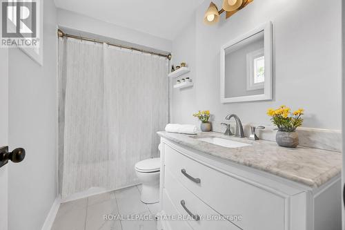 1024 Garth Street, Hamilton, ON - Indoor Photo Showing Bathroom