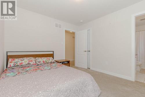 5 Victory Drive, Thorold, ON - Indoor Photo Showing Bedroom
