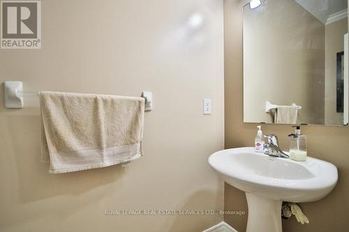 44 Game Creek Crescent, Brampton, ON - Indoor Photo Showing Bathroom