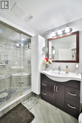 44 Game Creek Crescent, Brampton, ON - Indoor Photo Showing Bathroom