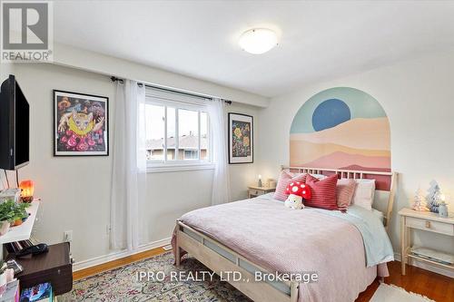 15 Congress Crescent, Hamilton (Red Hill), ON - Indoor Photo Showing Bedroom