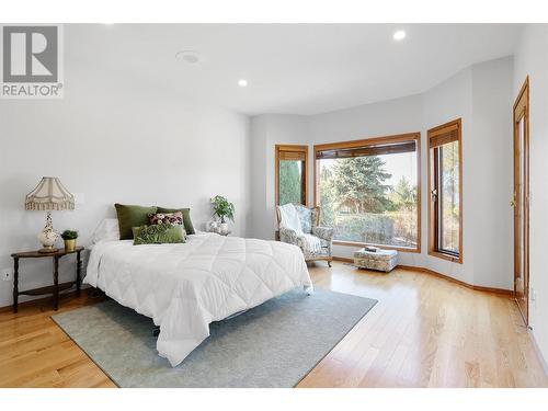 546 Vintage Terrace Road, Kelowna, BC - Indoor Photo Showing Bedroom