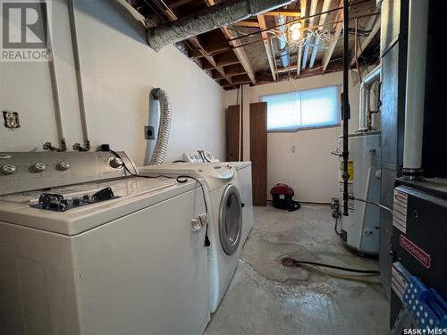 4 Clayton Street, Quill Lake, SK - Indoor Photo Showing Laundry Room