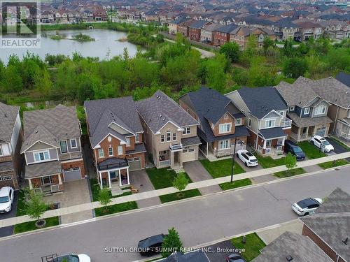 1586 Clitherow Street W, Milton, ON - Outdoor With Facade