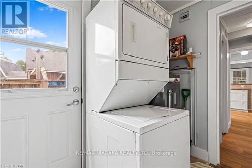 57 Shannon Road, Fort Erie, ON - Indoor Photo Showing Laundry Room