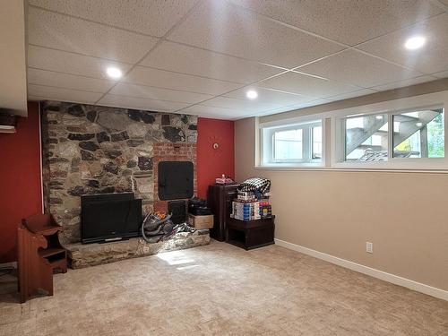 7461 2Nd St, Grand Forks, BC - Indoor Photo Showing Other Room