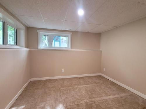 7461 2Nd St, Grand Forks, BC - Indoor Photo Showing Other Room