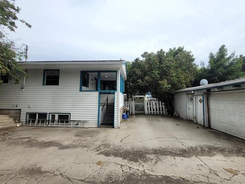 7461 2Nd St, Grand Forks, BC - Outdoor