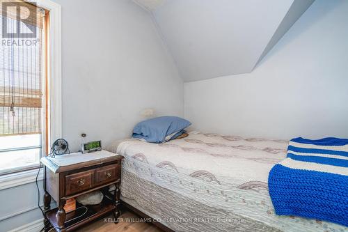 458 Manly Street, Midland, ON - Indoor Photo Showing Bedroom