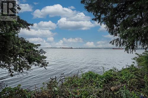 284 North Shore Boulevard E, Burlington, ON - Outdoor With Body Of Water With View