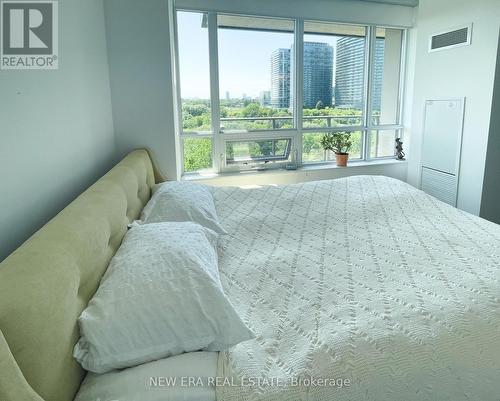 805 - 36 Parklawn Road, Toronto (Mimico), ON - Indoor Photo Showing Bedroom