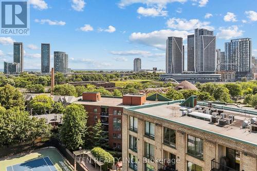 906 - 775 King Street W, Toronto (Niagara), ON - Outdoor With View