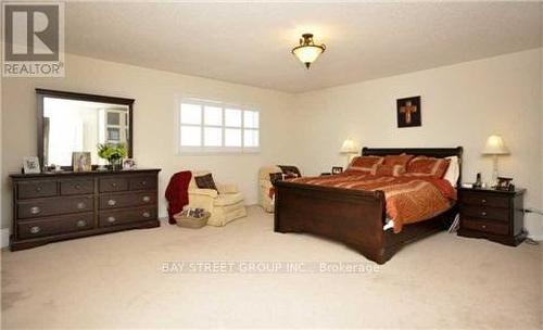 3581 Jorie Crescent, Mississauga, ON - Indoor Photo Showing Bedroom