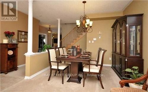 3581 Jorie Crescent, Mississauga, ON - Indoor Photo Showing Dining Room