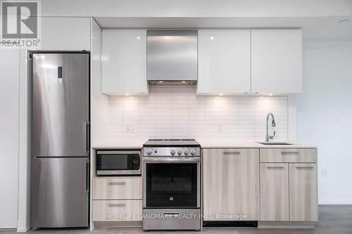 3102 - 251 Jarvis Street, Toronto, ON - Indoor Photo Showing Kitchen With Stainless Steel Kitchen With Upgraded Kitchen