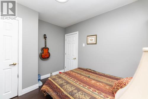 52 The Queensway Way, Toronto (High Park-Swansea), ON - Indoor Photo Showing Bedroom