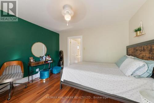 25 Norwood Terrace, Toronto (East End-Danforth), ON - Indoor Photo Showing Bedroom