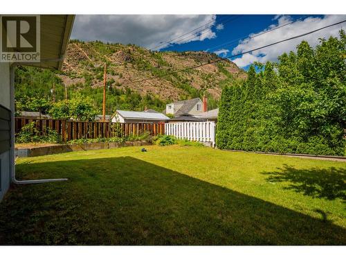 1402 Tulip  Street, Trail, BC - Outdoor