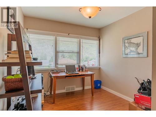 1402 Tulip  Street, Trail, BC - Indoor Photo Showing Other Room