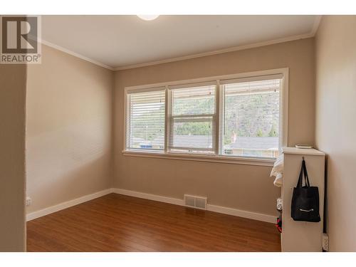 1402 Tulip  Street, Trail, BC - Indoor Photo Showing Other Room