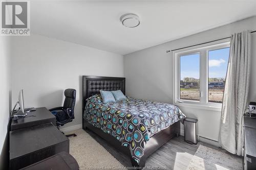 2405 Roxborough, Windsor, ON - Indoor Photo Showing Bedroom