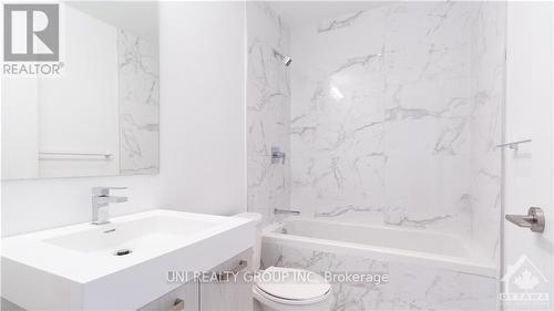 507 - 203 Catherine Street, Ottawa, ON - Indoor Photo Showing Bathroom