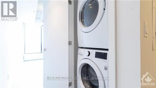 507 - 203 Catherine Street, Ottawa, ON - Indoor Photo Showing Laundry Room