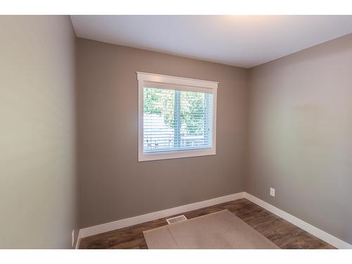 5810 Highway 3A, Nelson, BC - Indoor Photo Showing Other Room