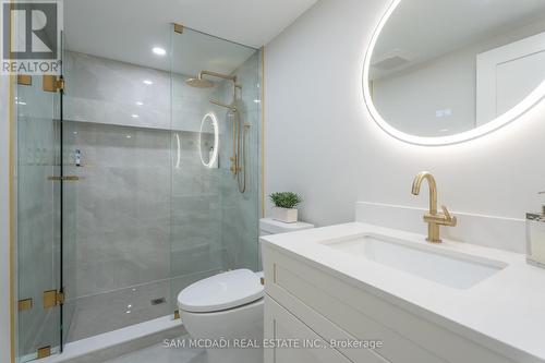 390 Marf Avenue, Mississauga, ON - Indoor Photo Showing Bathroom