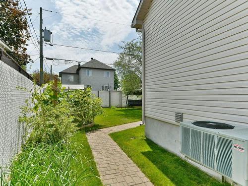 Backyard - 990 Rue Palardy, Laval (Auteuil), QC - Outdoor With Exterior