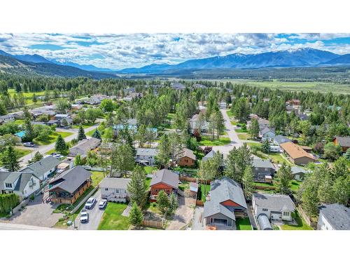 4764 Forsters Landing Road, Radium Hot Springs, BC - Outdoor With View
