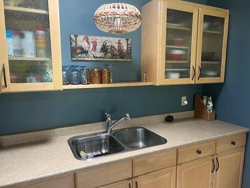 4470 Moan Road, Skookumchuck, BC - Indoor Photo Showing Kitchen With Double Sink