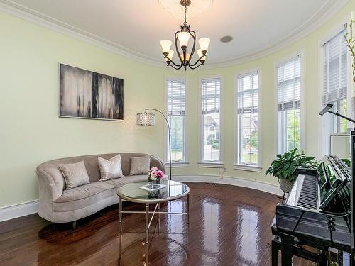 Family room - 3920 Rue Leningrad, Brossard, QC - Indoor Photo Showing Living Room