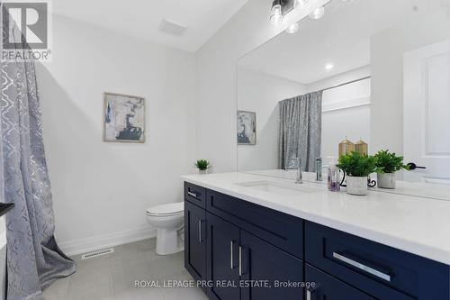 649 Tull Street E, Strathroy-Caradoc, ON - Indoor Photo Showing Bathroom