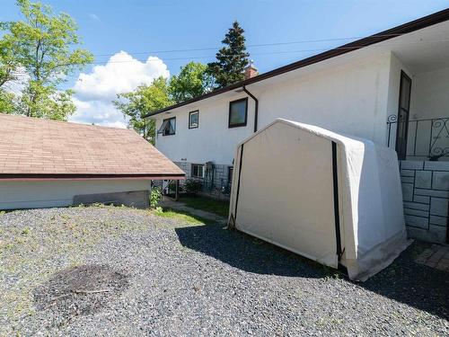 905 Currie Road, Kenora, ON - Outdoor With Exterior