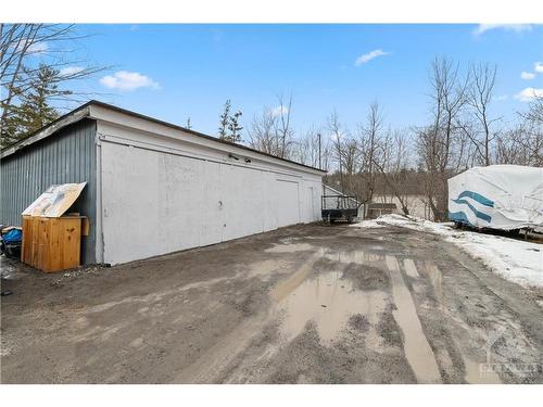 261 Elgin St West, Arnprior, ON 