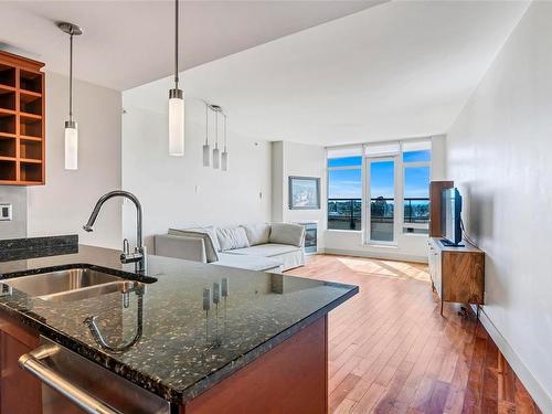 S1104-737 Humboldt St, Victoria, BC - Indoor Photo Showing Kitchen With Double Sink