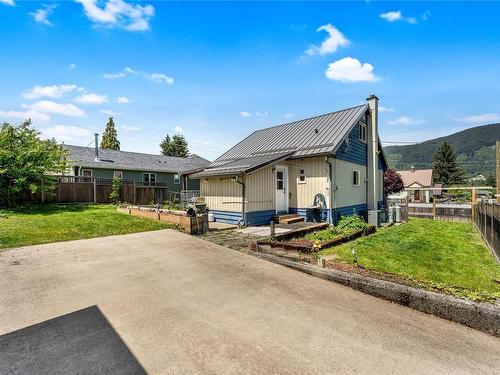 48 Hemlock St, Lake Cowichan, BC 