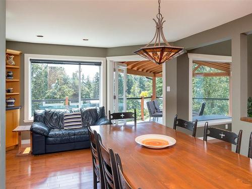 585 Norris Rd, North Saanich, BC 