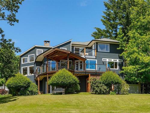 585 Norris Rd, North Saanich, BC 