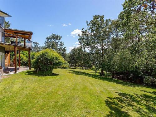 585 Norris Rd, North Saanich, BC 