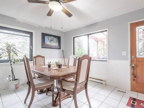 112 Arden Rd, Courtenay, BC - Indoor Photo Showing Dining Room