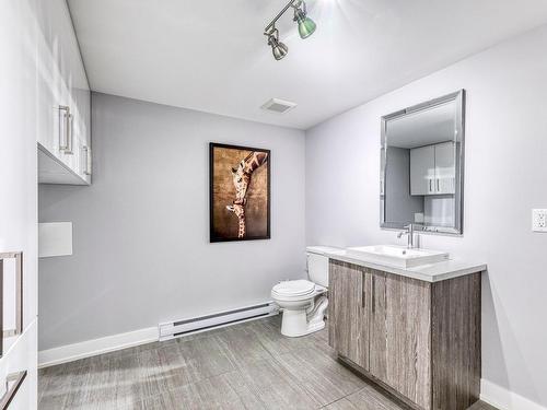 Salle de bains - 16985 Rue Du Zircon, Mirabel, QC - Indoor Photo Showing Bathroom