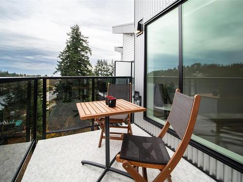 201-4474 Wellington Rd, Nanaimo, BC - Outdoor With View With Exterior