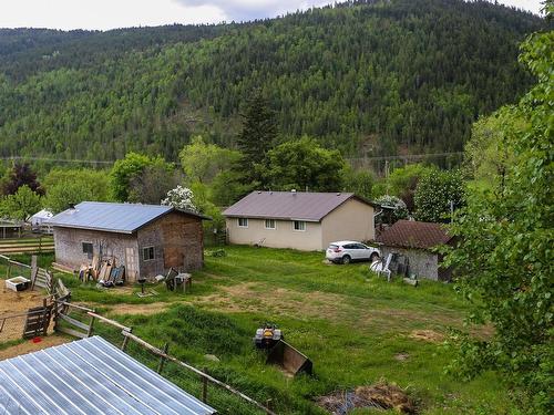 1468 Agate Bay Rd, Barriere, BC - Outdoor