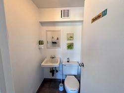 Powder room - 